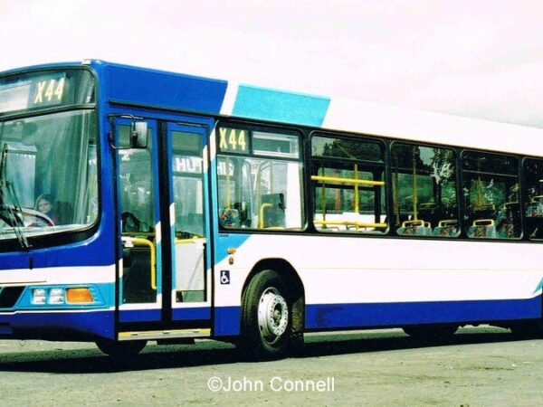 Y182 BGB Volvo B10BLE Hutchison, Overtown