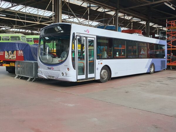 SF04 HXX Volvo B7RLE Hutchison, Overtown